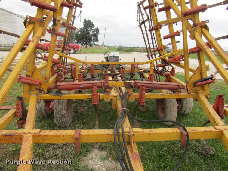 image for item DE5878 Kent 6327 field cultivator