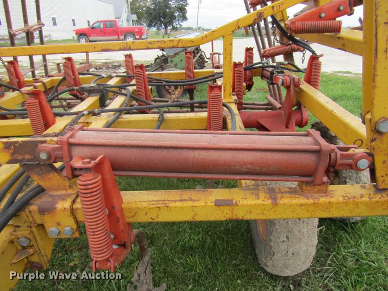 image for item DE5878 Kent 6327 field cultivator