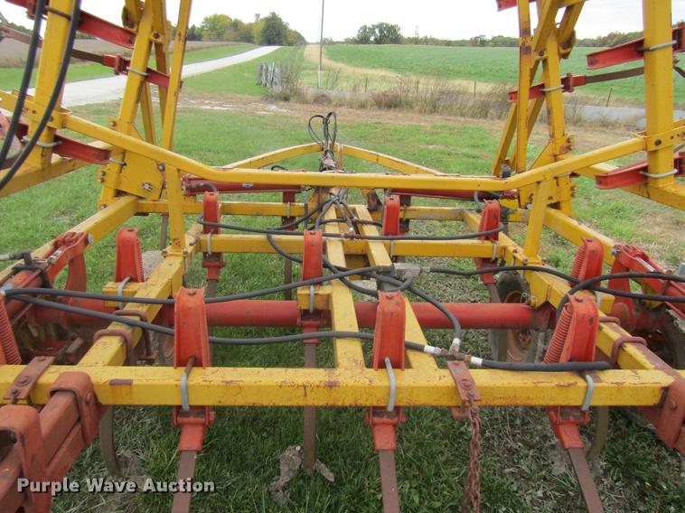 image for item DE5878 Kent 6327 field cultivator