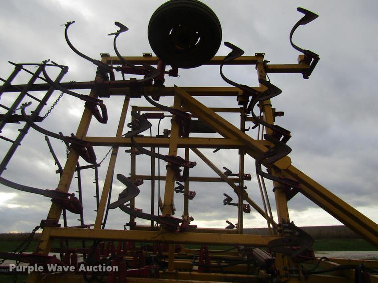 image for item DE5878 Kent 6327 field cultivator