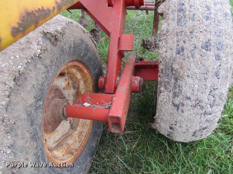 image for item DE5878 Kent 6327 field cultivator