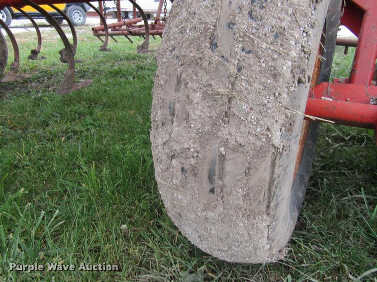 image for item DE5878 Kent 6327 field cultivator