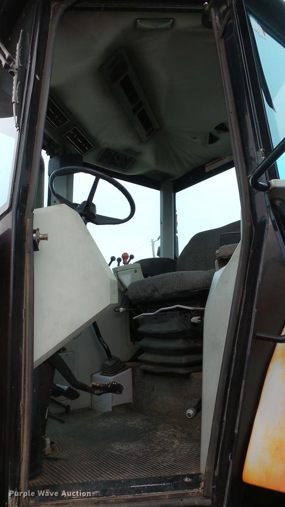 image for item DE7285 1996 AGCO Allis 9455 MFWD tractor