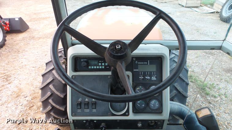 image for item DE7285 1996 AGCO Allis 9455 MFWD tractor