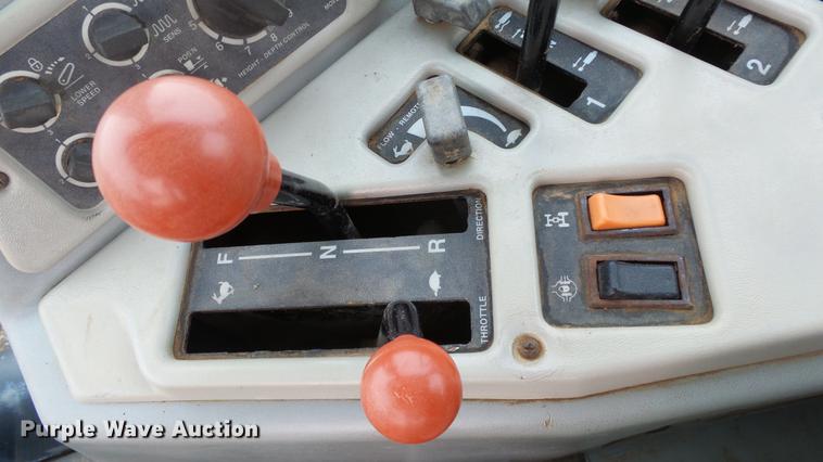 image for item DE7285 1996 AGCO Allis 9455 MFWD tractor