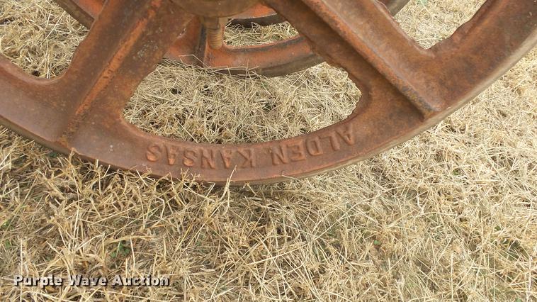 image for item DE7304 Massey-Ferguson 880 six bottom plow