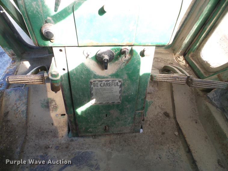 image for item DF2809 1963 John Deere 4010 tractor