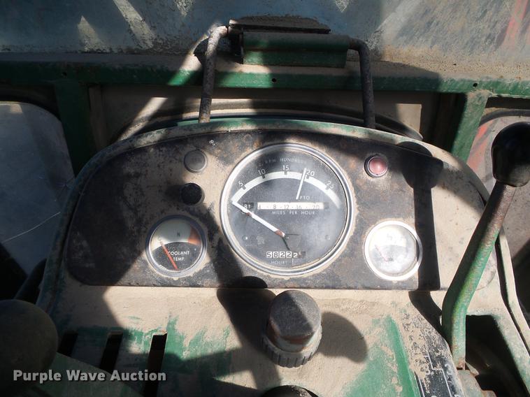 image for item DF2809 1963 John Deere 4010 tractor