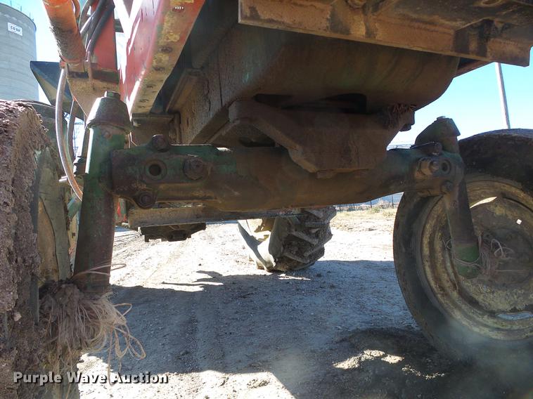 image for item DF2809 1963 John Deere 4010 tractor