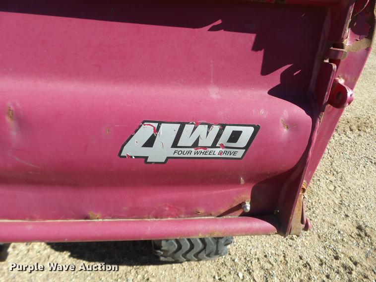 image for item DX9550 2007 Kawasaki Mule 3010 utility vehicle