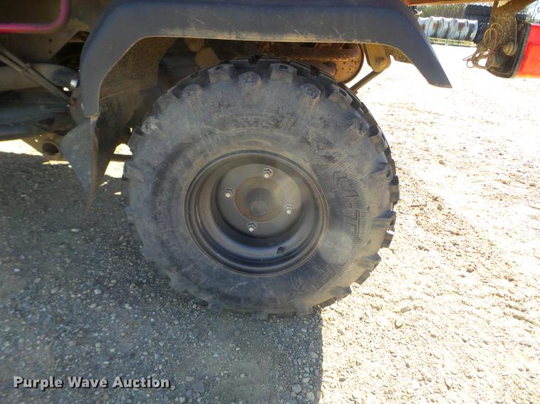 image for item DX9551 2007 Kawasaki Mule 3010 utility vehicle