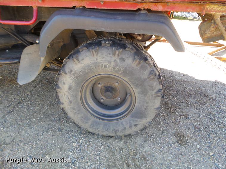 image for item DX9552 2007 Kawasaki Mule 3010 utility vehicle