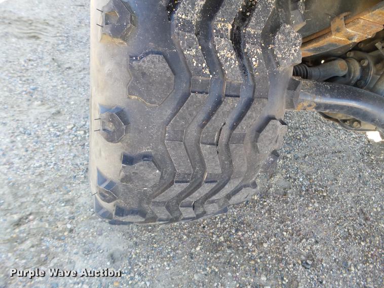 image for item DX9552 2007 Kawasaki Mule 3010 utility vehicle