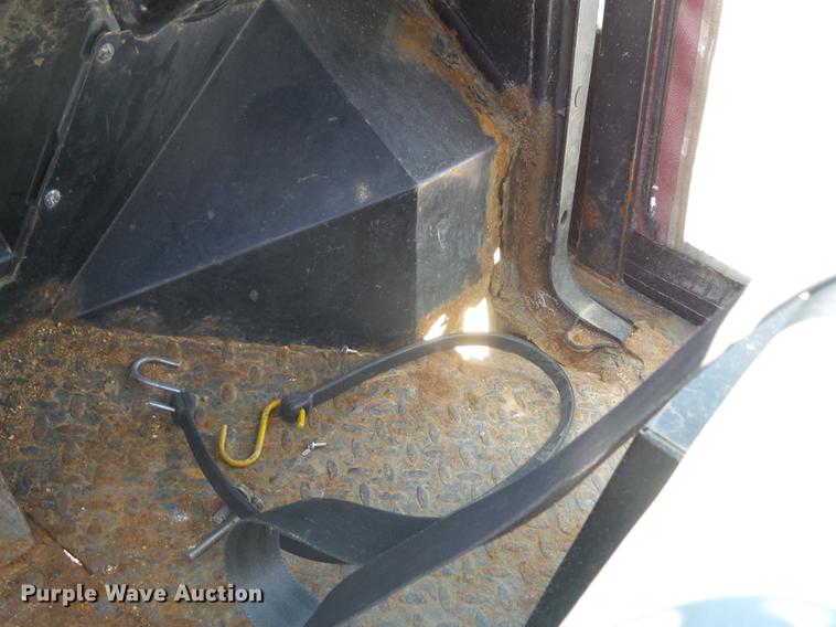 image for item DX9552 2007 Kawasaki Mule 3010 utility vehicle