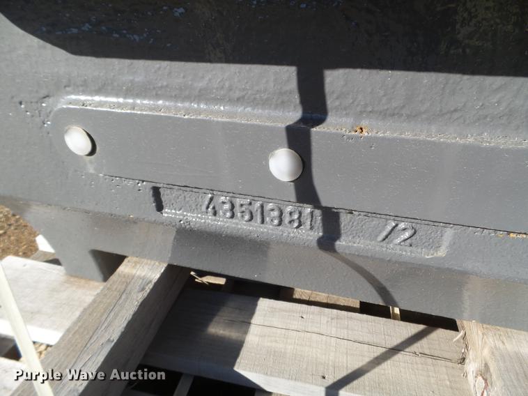 image for item DX9563 (8) rear weights