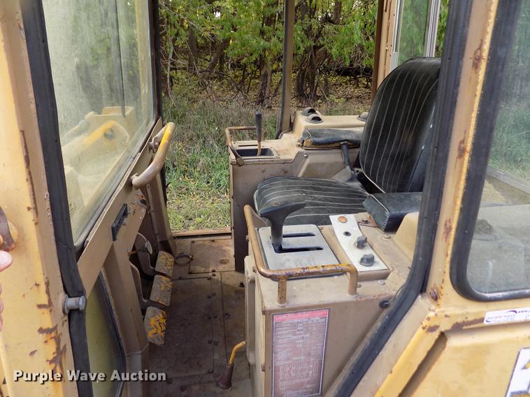 image for item DY9087 1979 Caterpillar 931B track loader