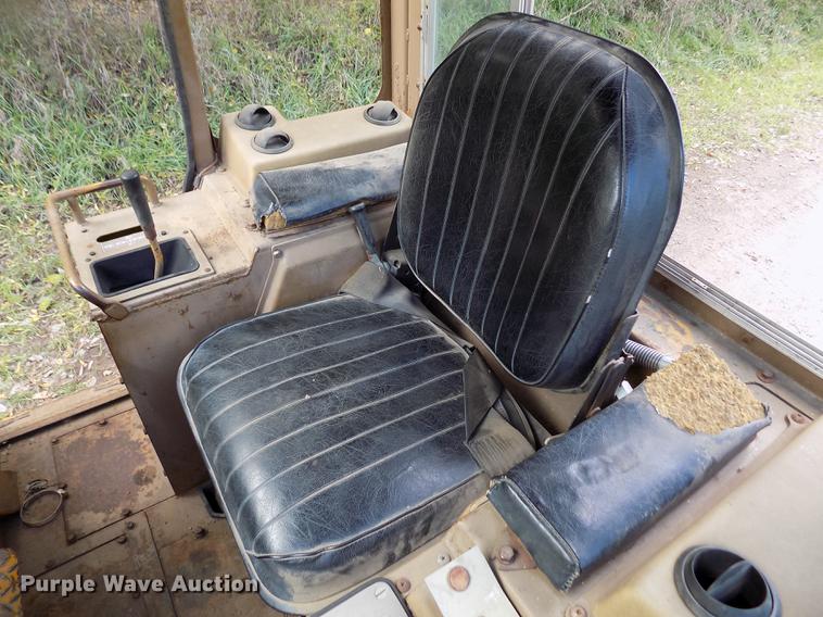 image for item DY9087 1979 Caterpillar 931B track loader