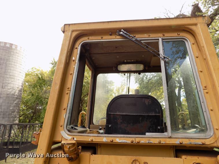 image for item DY9087 1979 Caterpillar 931B track loader