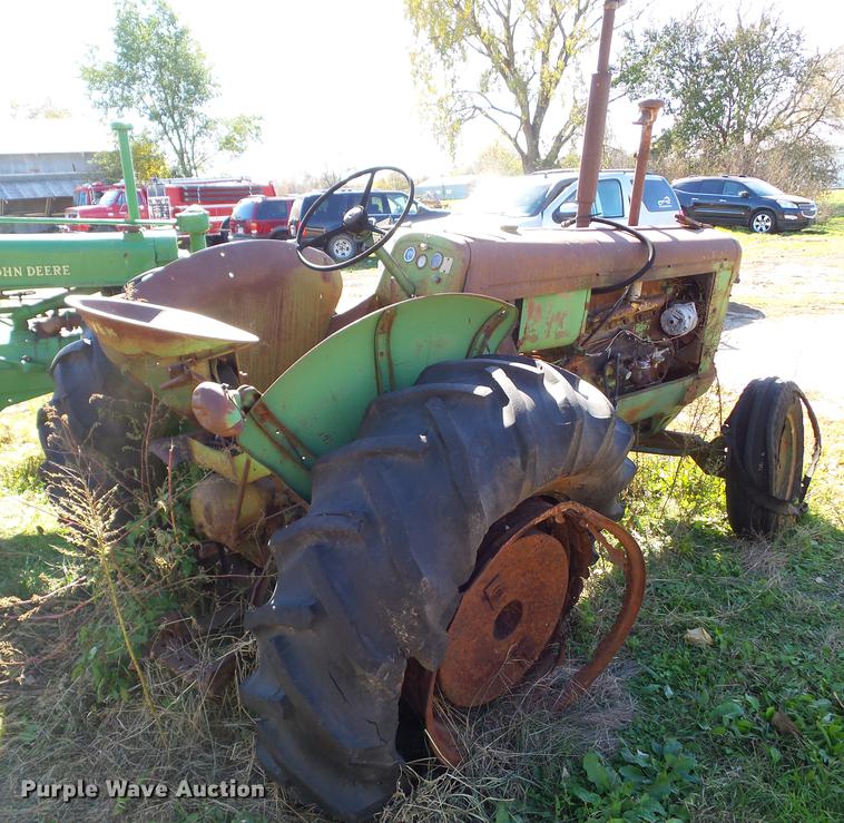 image for item DZ9464 Oliver Super 88 Wheatland tractor