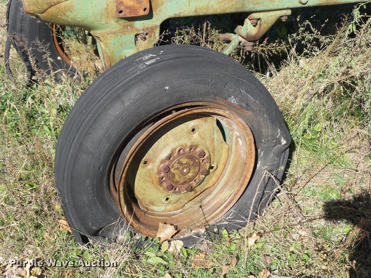 image for item DZ9464 Oliver Super 88 Wheatland tractor