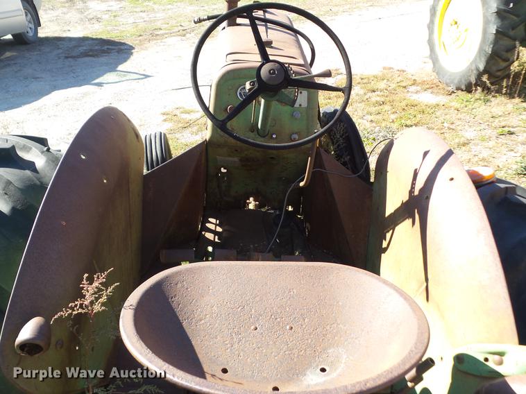 image for item DZ9464 Oliver Super 88 Wheatland tractor