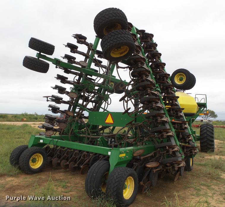 image for item EI9667 2008 John Deere 1890 air seeder