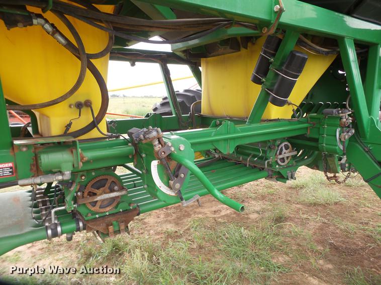 image for item EI9667 2008 John Deere 1890 air seeder