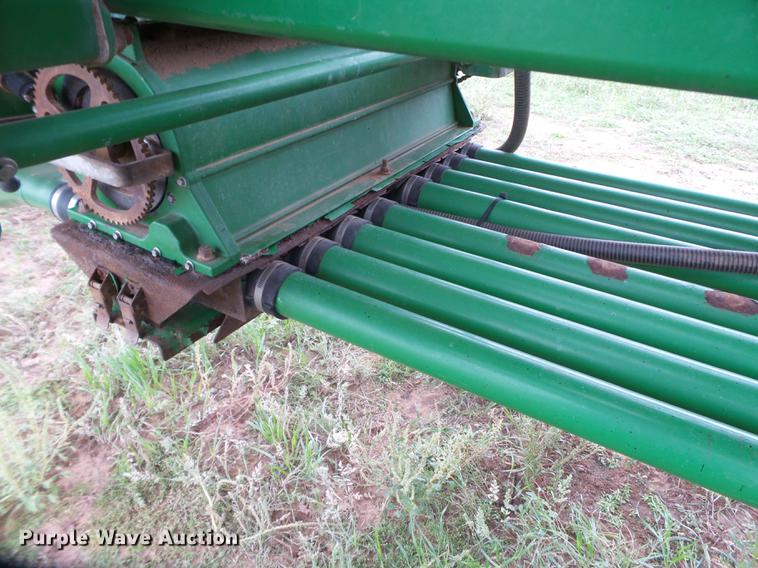 image for item EI9667 2008 John Deere 1890 air seeder