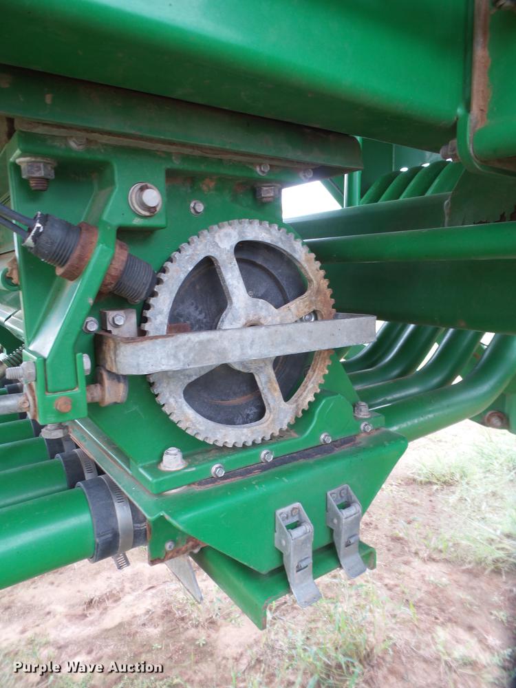 image for item EI9667 2008 John Deere 1890 air seeder