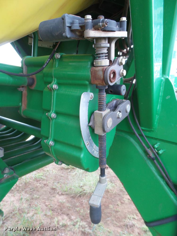 image for item EI9667 2008 John Deere 1890 air seeder