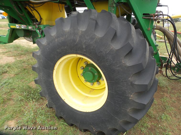 image for item EI9667 2008 John Deere 1890 air seeder