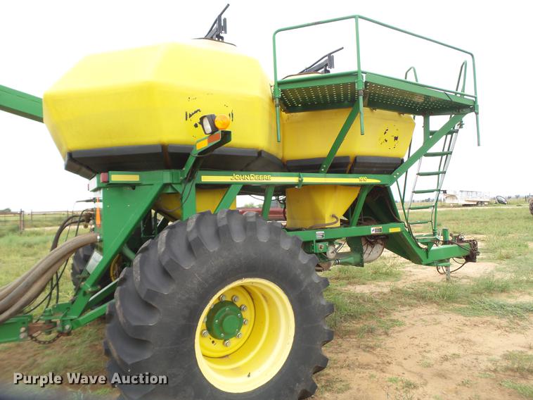 image for item EI9667 2008 John Deere 1890 air seeder