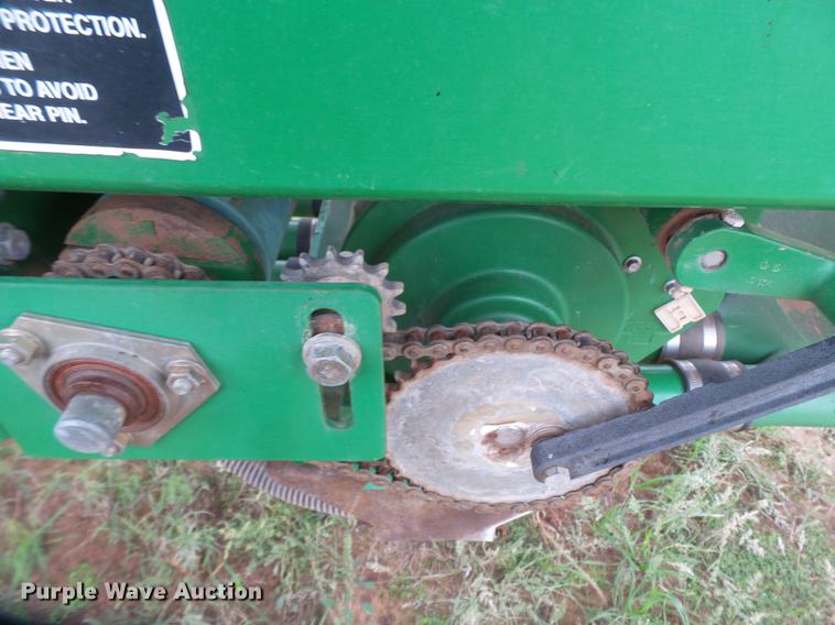 image for item EI9667 2008 John Deere 1890 air seeder