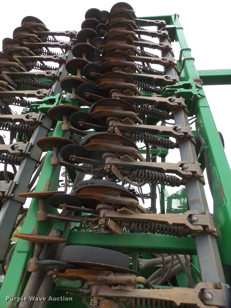 image for item EI9667 2008 John Deere 1890 air seeder