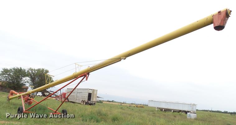 image for item EI9669 Westfield MK100 grain auger