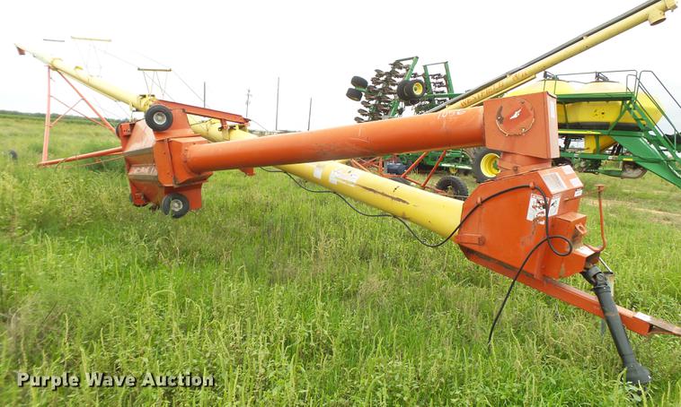 image for item EI9669 Westfield MK100 grain auger