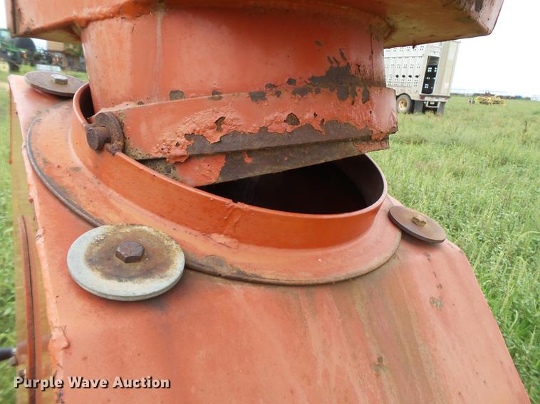 image for item EI9669 Westfield MK100 grain auger