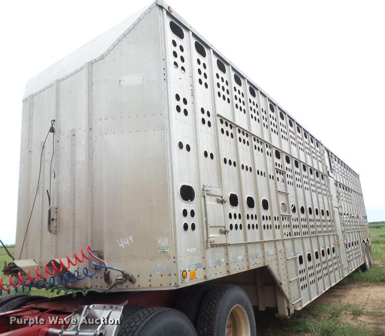 image for item EI9670 1990 Merritt livestock trailer
