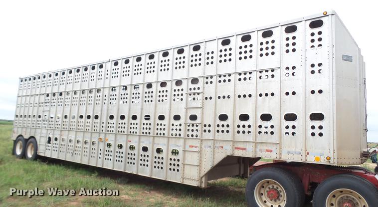 image for item EI9670 1990 Merritt livestock trailer