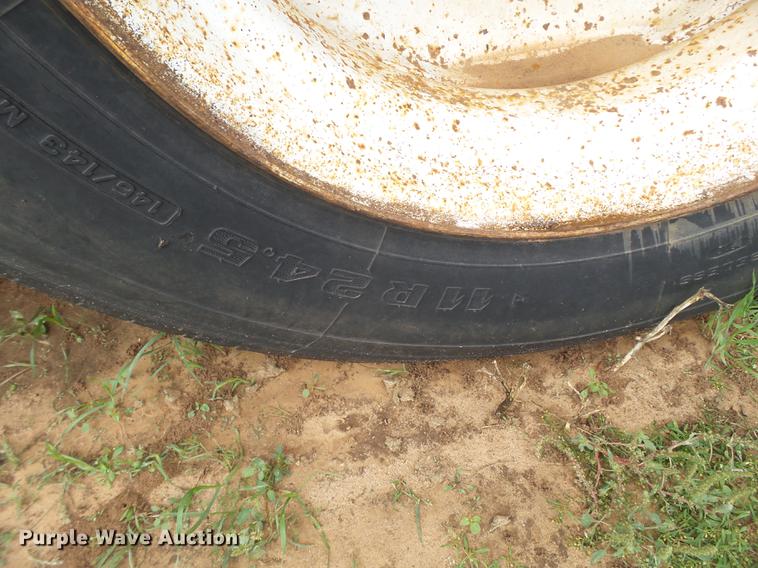 image for item EI9670 1990 Merritt livestock trailer