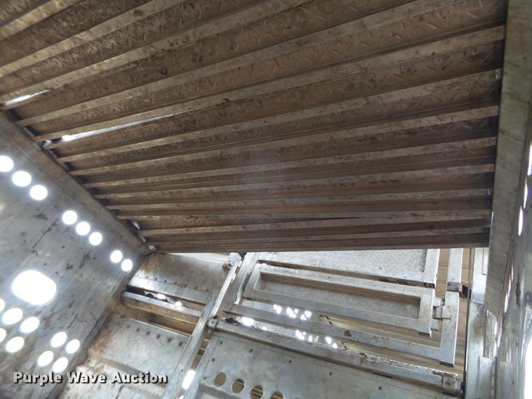 image for item EI9670 1990 Merritt livestock trailer