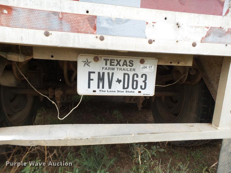image for item EI9670 1990 Merritt livestock trailer