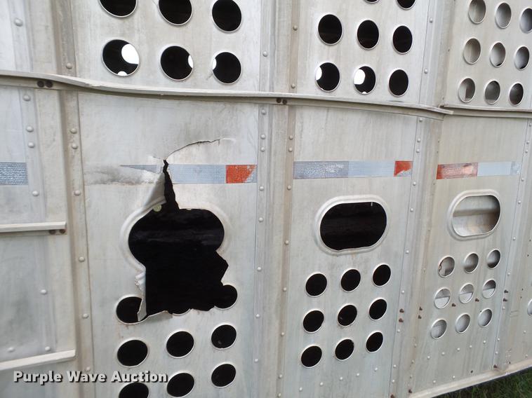 image for item EI9670 1990 Merritt livestock trailer