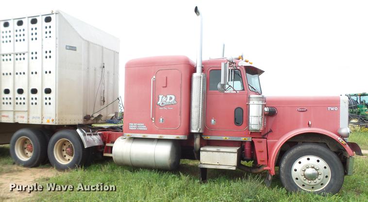 image for item EI9671 1983 Peterbilt 359 semi truck
