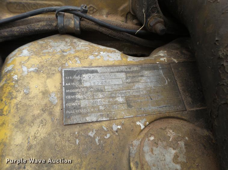 image for item EI9671 1983 Peterbilt 359 semi truck