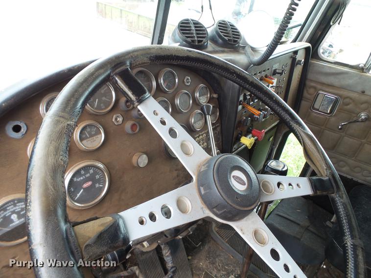 image for item EI9671 1983 Peterbilt 359 semi truck
