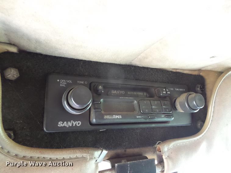 image for item EI9671 1983 Peterbilt 359 semi truck