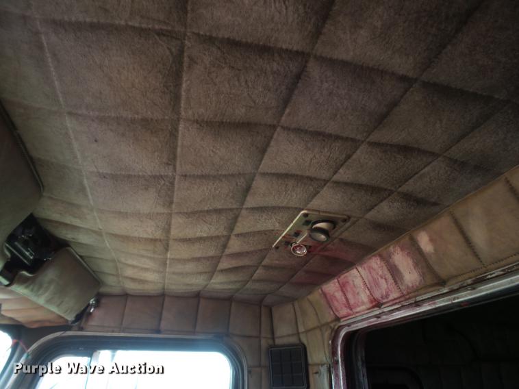 image for item EI9671 1983 Peterbilt 359 semi truck