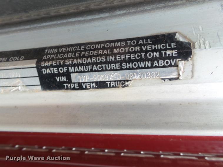 image for item EI9671 1983 Peterbilt 359 semi truck