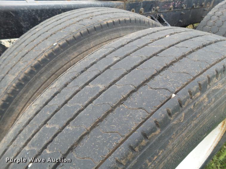 image for item EI9672 1984 Freightliner semi truck